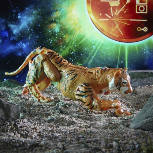 X027 Transformers: War for Cybertron Gold Plate Collection Chapter 3 Navigator-Class Mutant Tiger Warrior